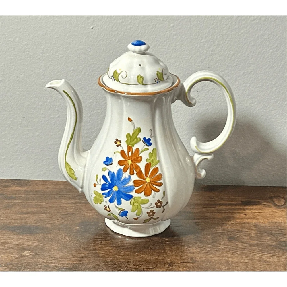 Metlox Vernon Bouquet Floral 8 Cup Tea Pot Mid Century Excellent Condition